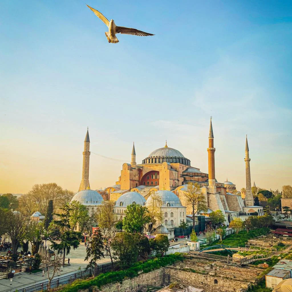 Jurnal de pe meleaguri bizantine (II) 2022