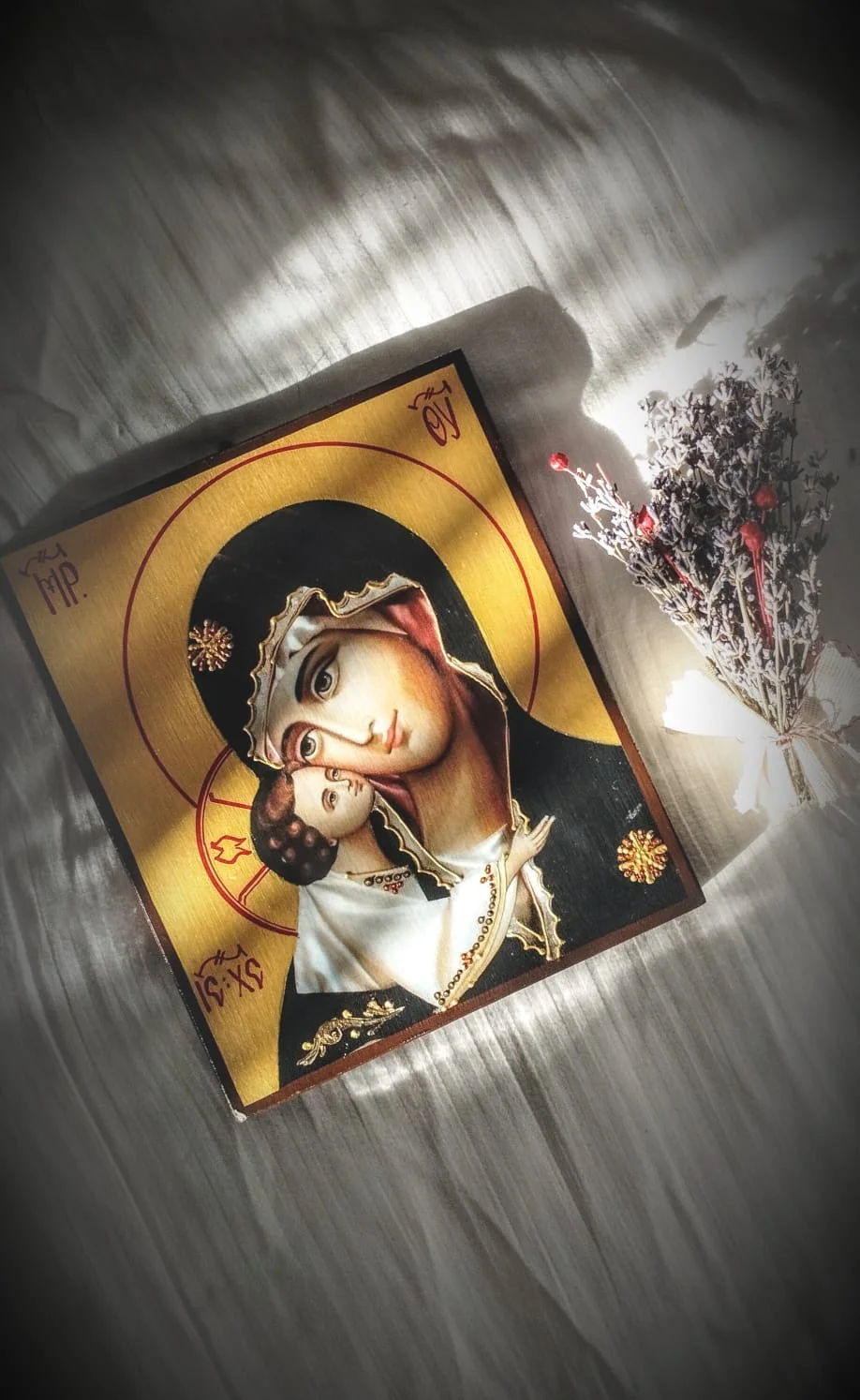 Din darurile Maicii Domnului