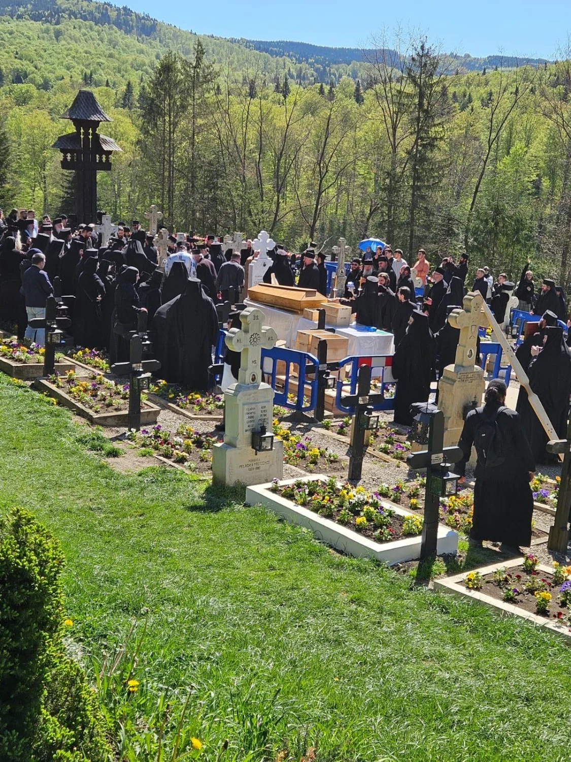 Mireasma sfințeniei