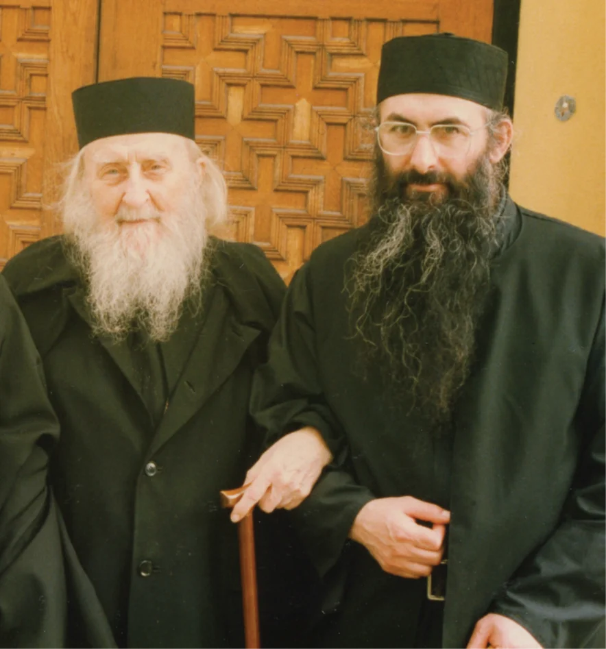 Smerenia atrage harul, iar harul este lumina vieții