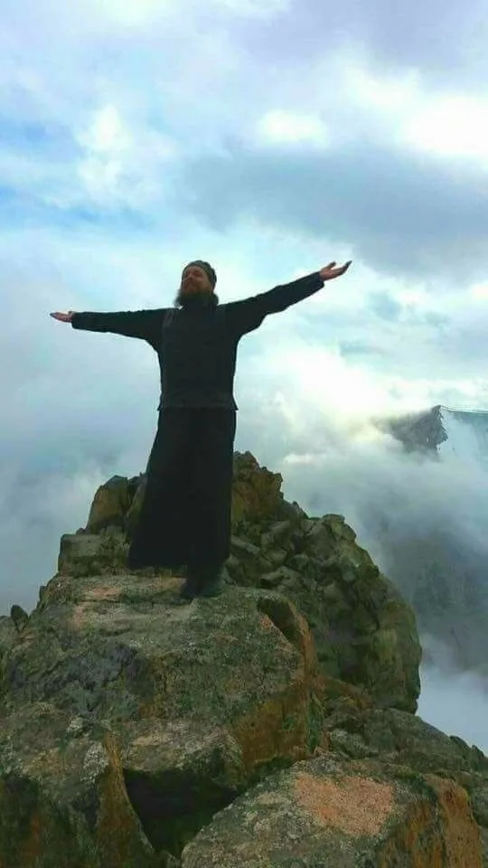 Omul în chipul Crucii