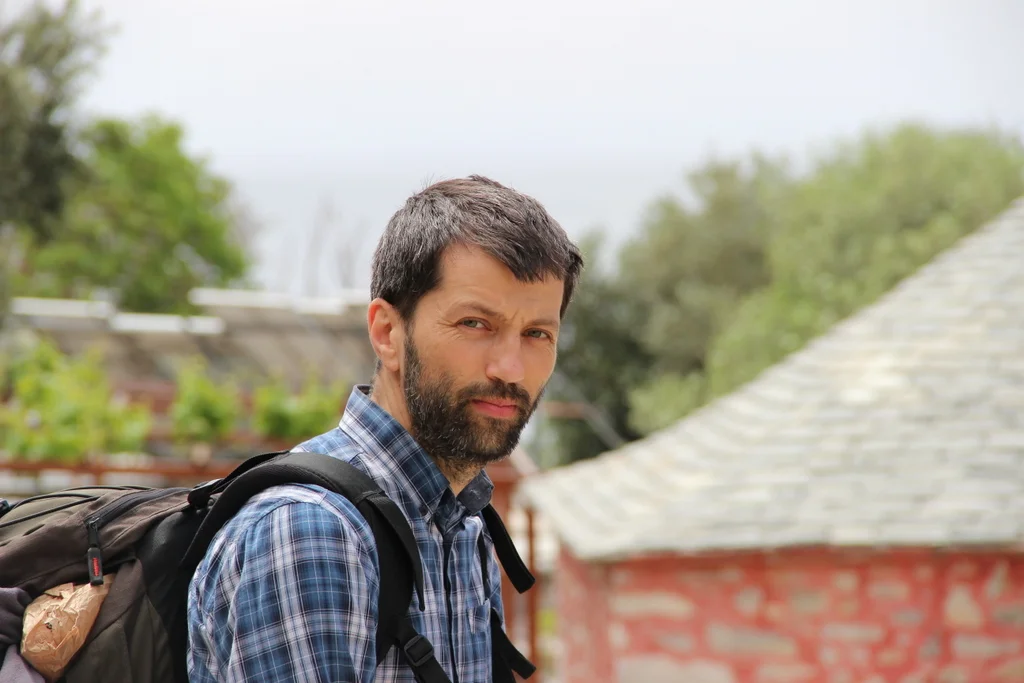 Nu este altă cale decât Lumina