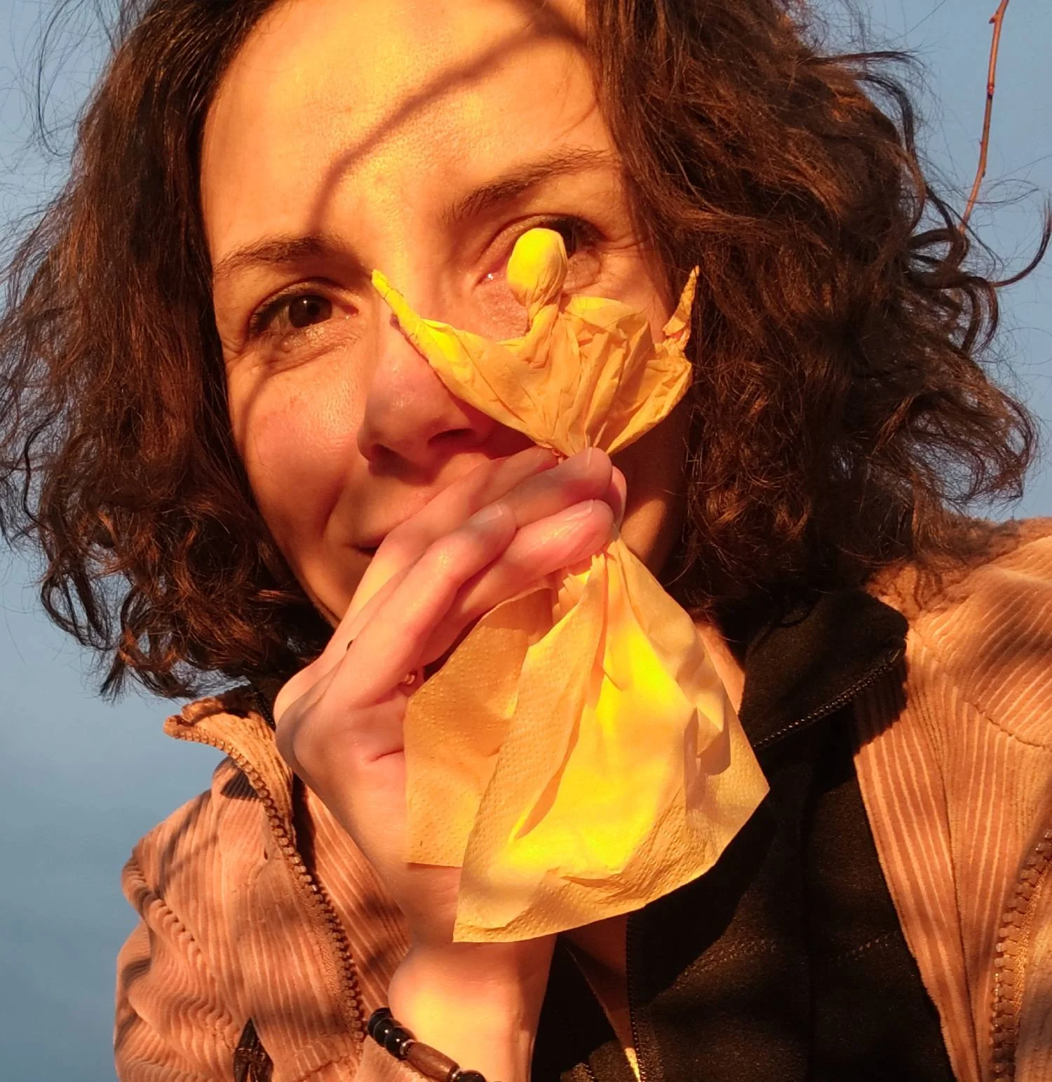 Noi și cei de lângă noi